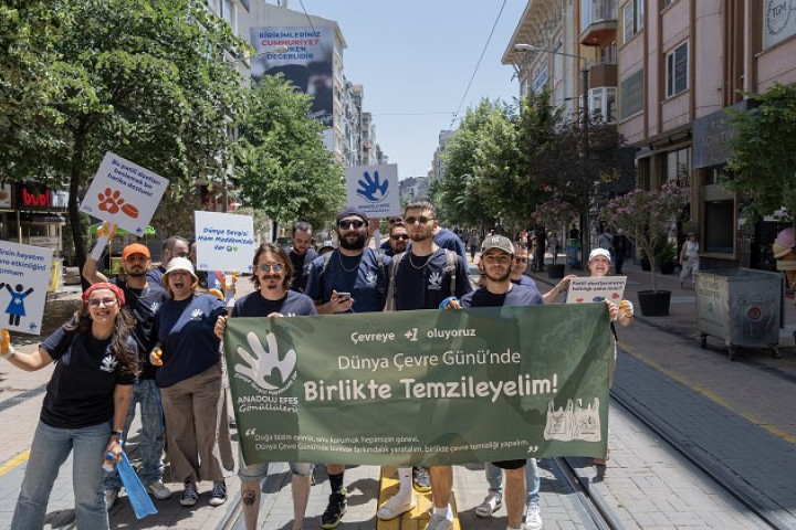 Anadolu Efes Gönüllüleri