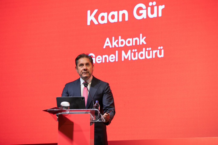 Kaan Gür