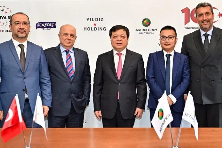 Yıldız Holding Güneş Enerjisi Santrali Yatırımına Hız Verdi
