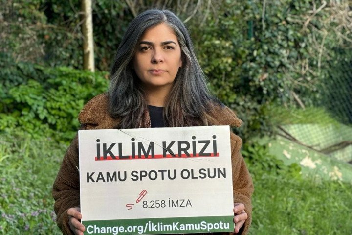 İklim Aktivistleri İklim Mücadelesi İçin Meclis’e Geldi