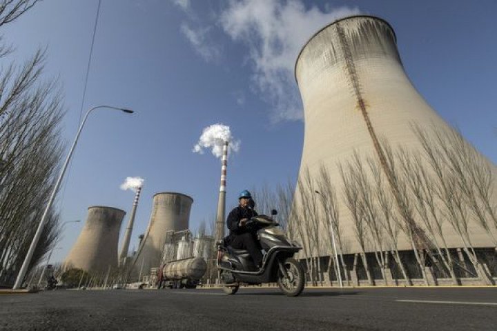 Küresel CO2 Emisyonları 2023’te Rekor Seviyeye Ulaştı