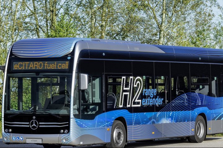 Mercedes-Benz eCitaro Fuel Cell “Yılın Çevre Dostu Otobüsü”