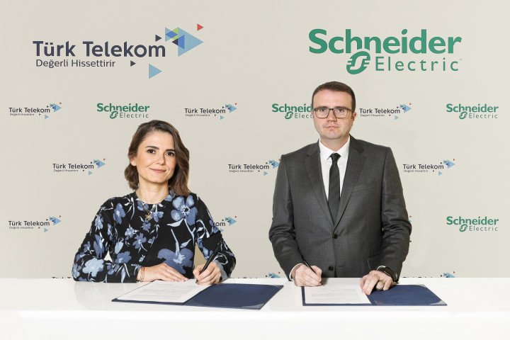 Türk Telekom ve Schneider Electric’den Endüstriyel Otomasyon Anlaşması