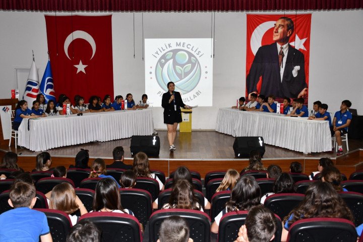 Final-Okullari-Iyilik-Meclisleri-2 Final Okulları İyilik Meclisleri