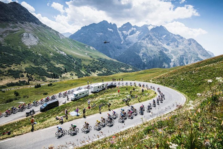 Tour de France Yeşil Bir Gelecek için Pedallar Çevriliyor