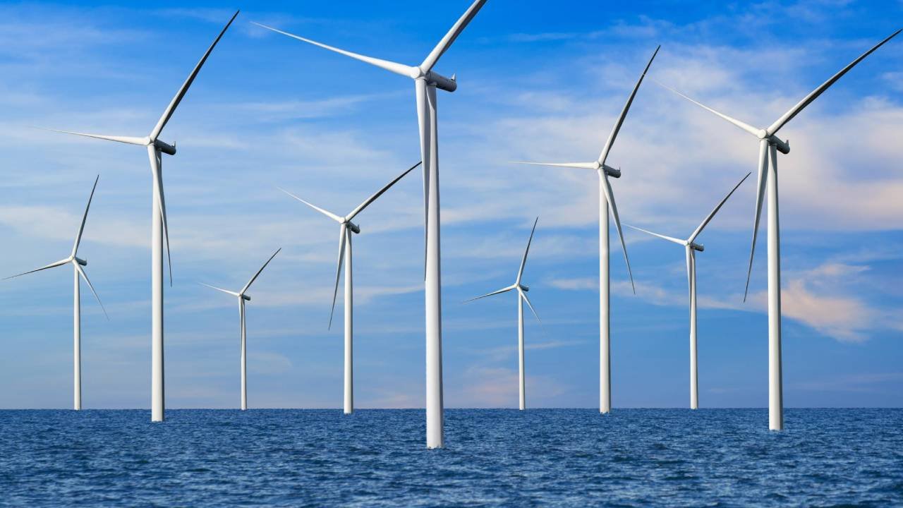 AB, Yenilenebilir Enerji Hedeflerini Yükseltti