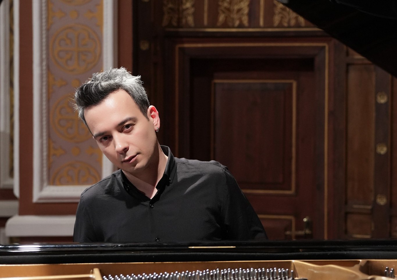 Piyanist Dengin Ceyhan
