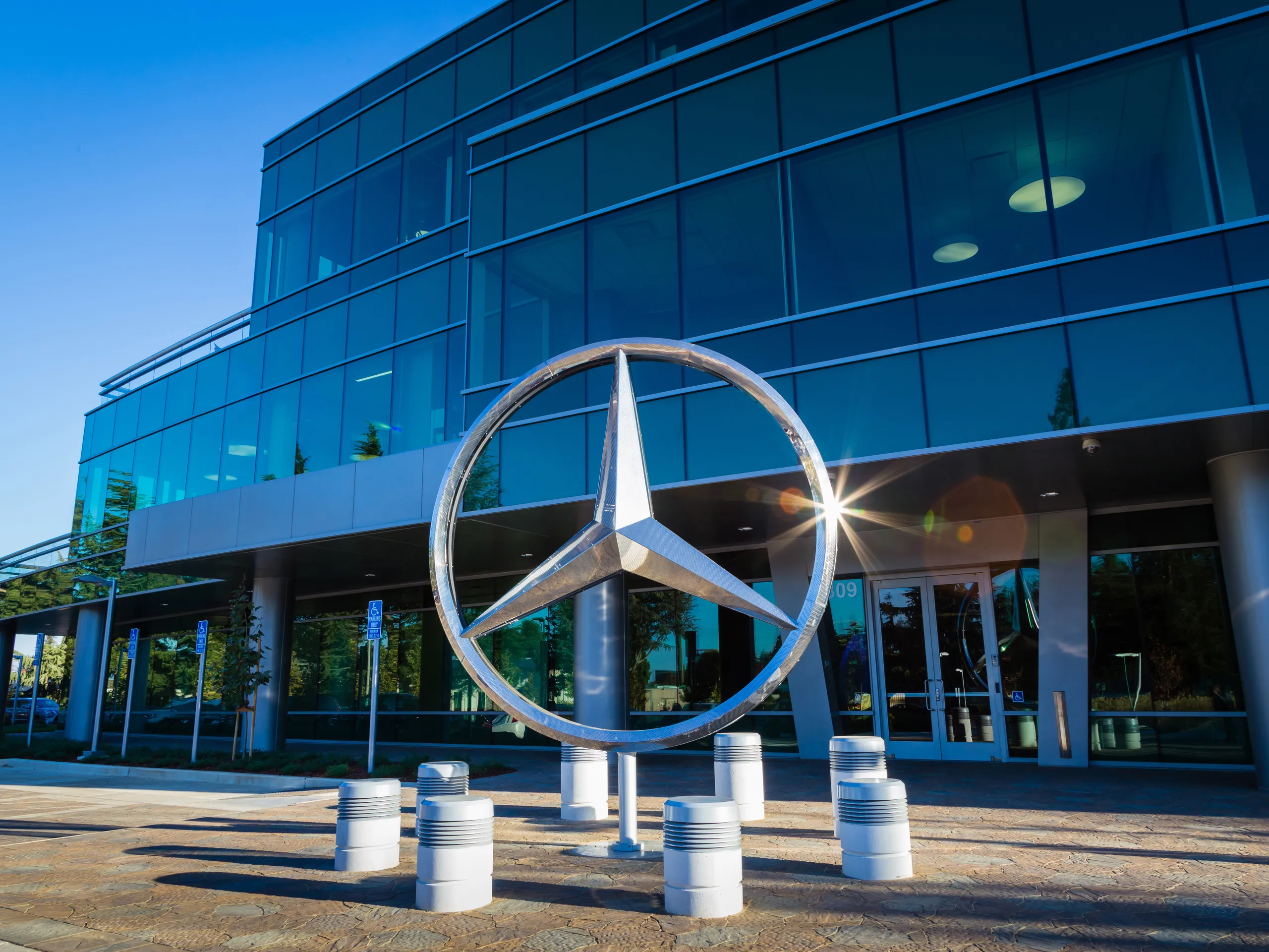 Mercedes-Benz