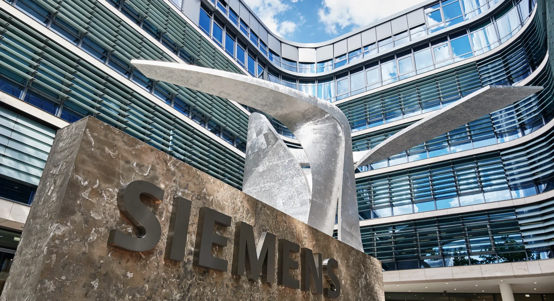 Siemens'te 6 bin kişi işten çıkarılıyor.