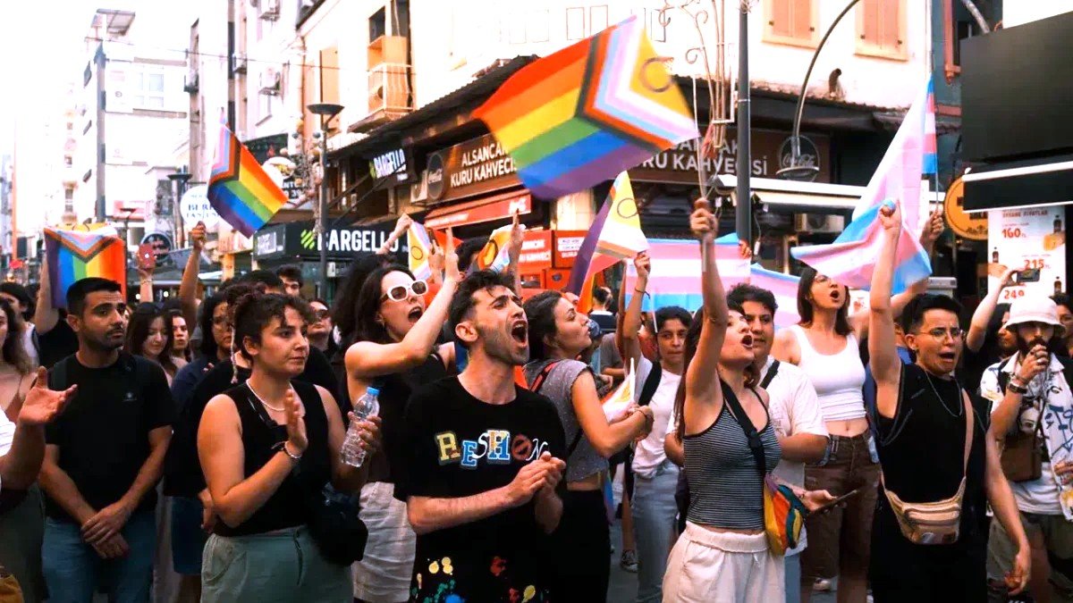 24. istanbul onur yürüyüşü