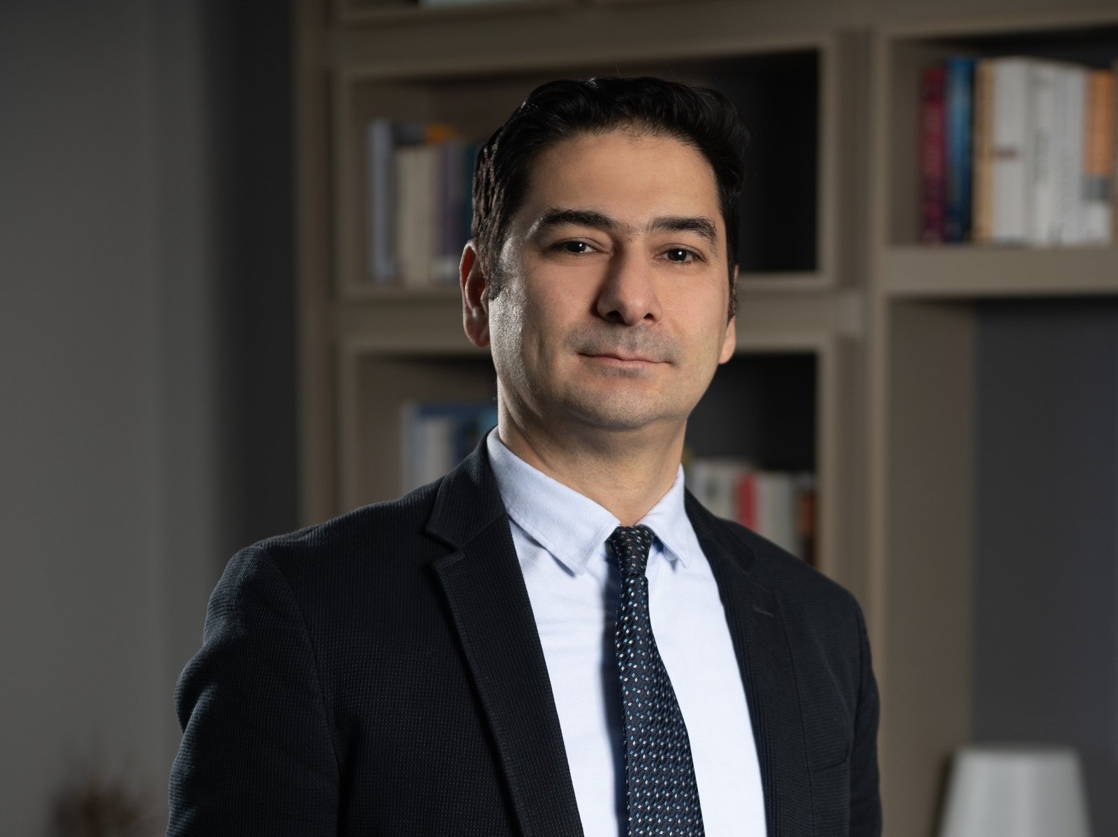 ODAŞ Finans ve Yatırımcı İlişkileri Direktörü ve Sürdürülebilirlik Komitesi Üyesi Melih Yüceyurt