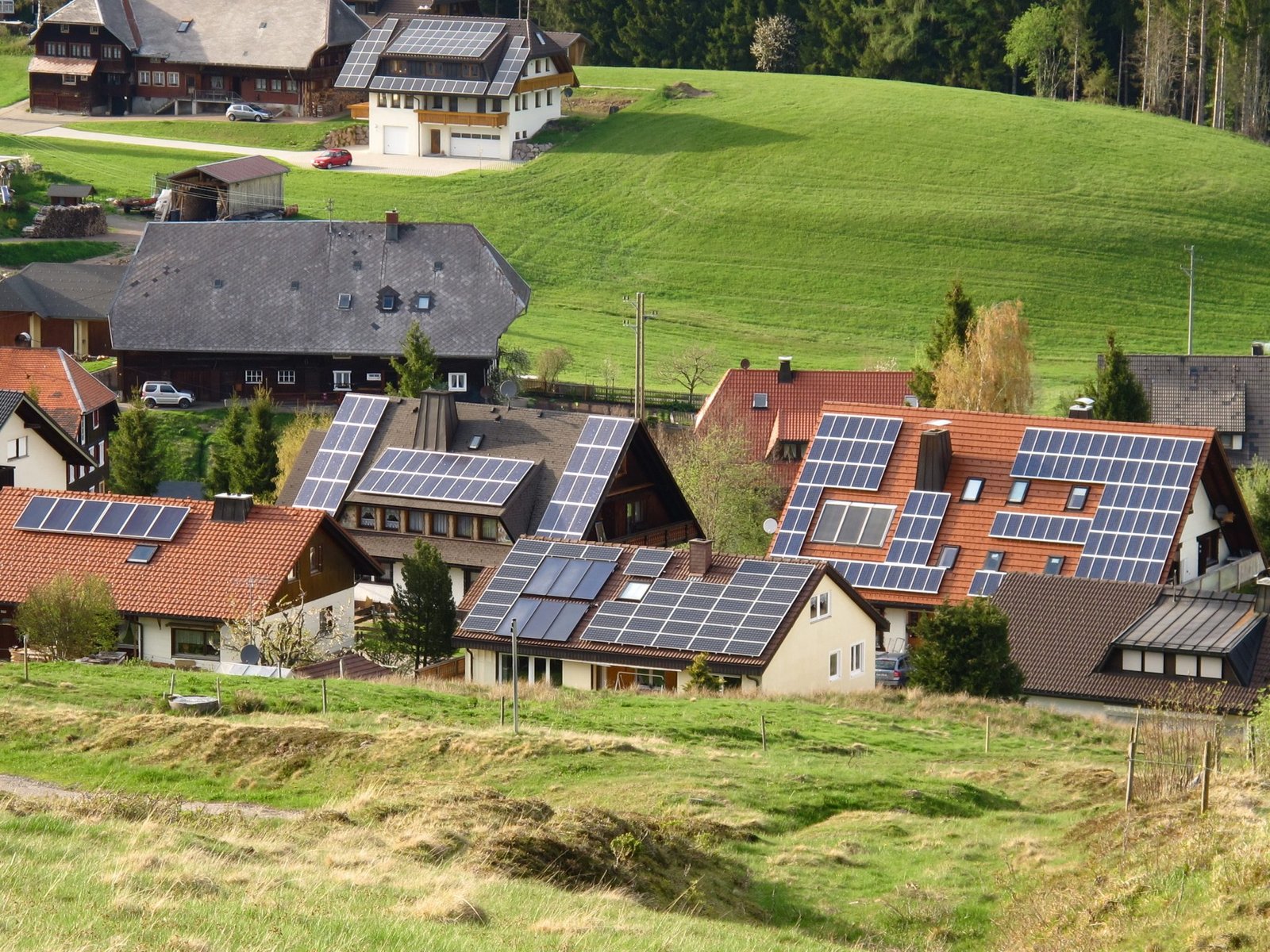 Almanya’da Rüzgâr ve Güneş Enerjisi İlk Kez Fosil Yakıtları Geride Bıraktı