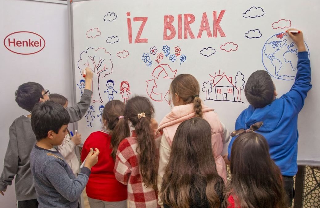 Türk Henkel’in “İz Bırak” Projesi Bu Kez İzmir’de