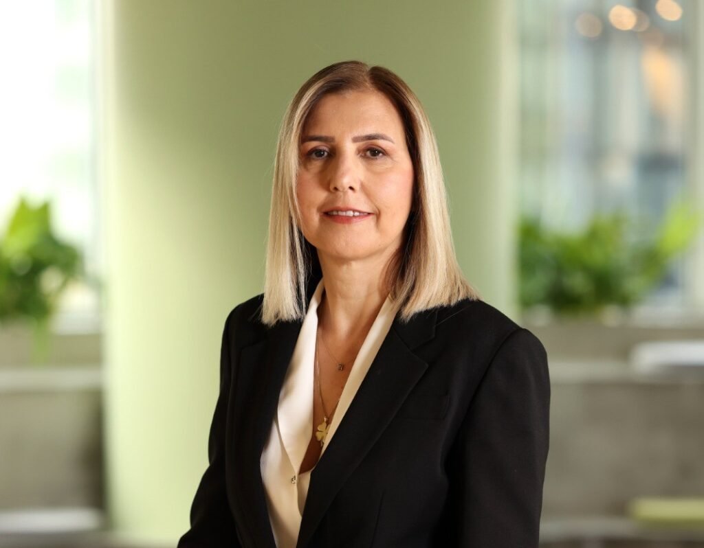 BURGAN BANK OPERASYON VE YÖNETİM HİZMETLERİ GENEL MÜDÜR YARDIMCISI I ESRA AYDIN