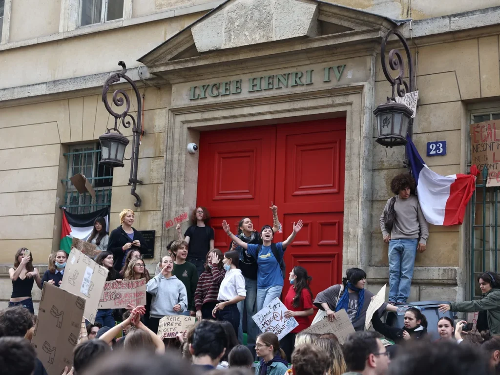 Fransa Öğrenci Protestoları